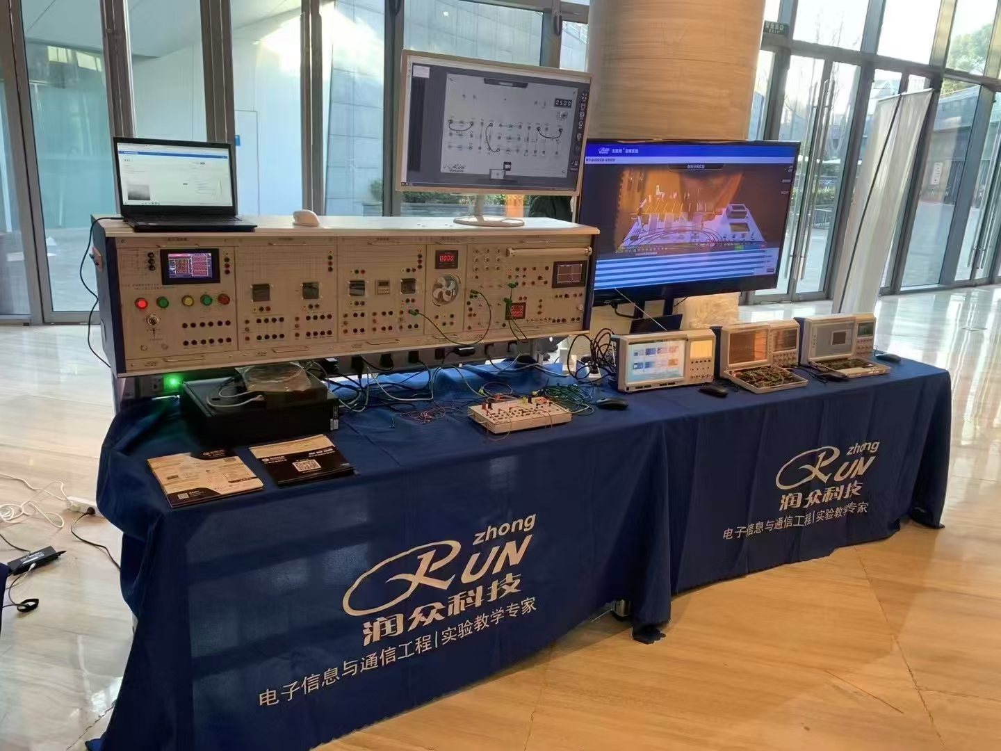 全國(guó)高校電工電子基礎(chǔ)教學(xué)論壇——南京潤(rùn)眾赴會(huì)交流，緊跟教學(xué)發(fā)展新風(fēng)向！